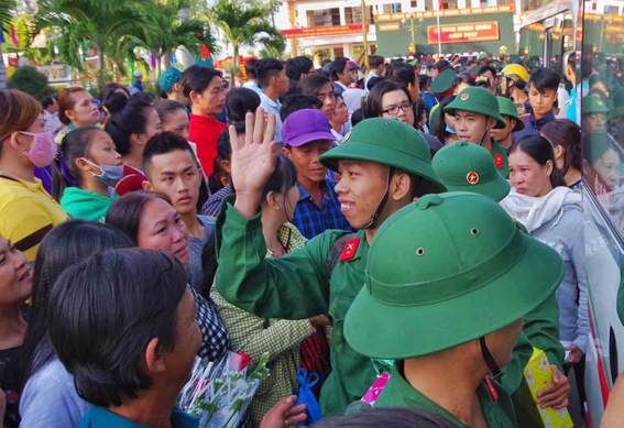 Tuyenquan-02B.jpg